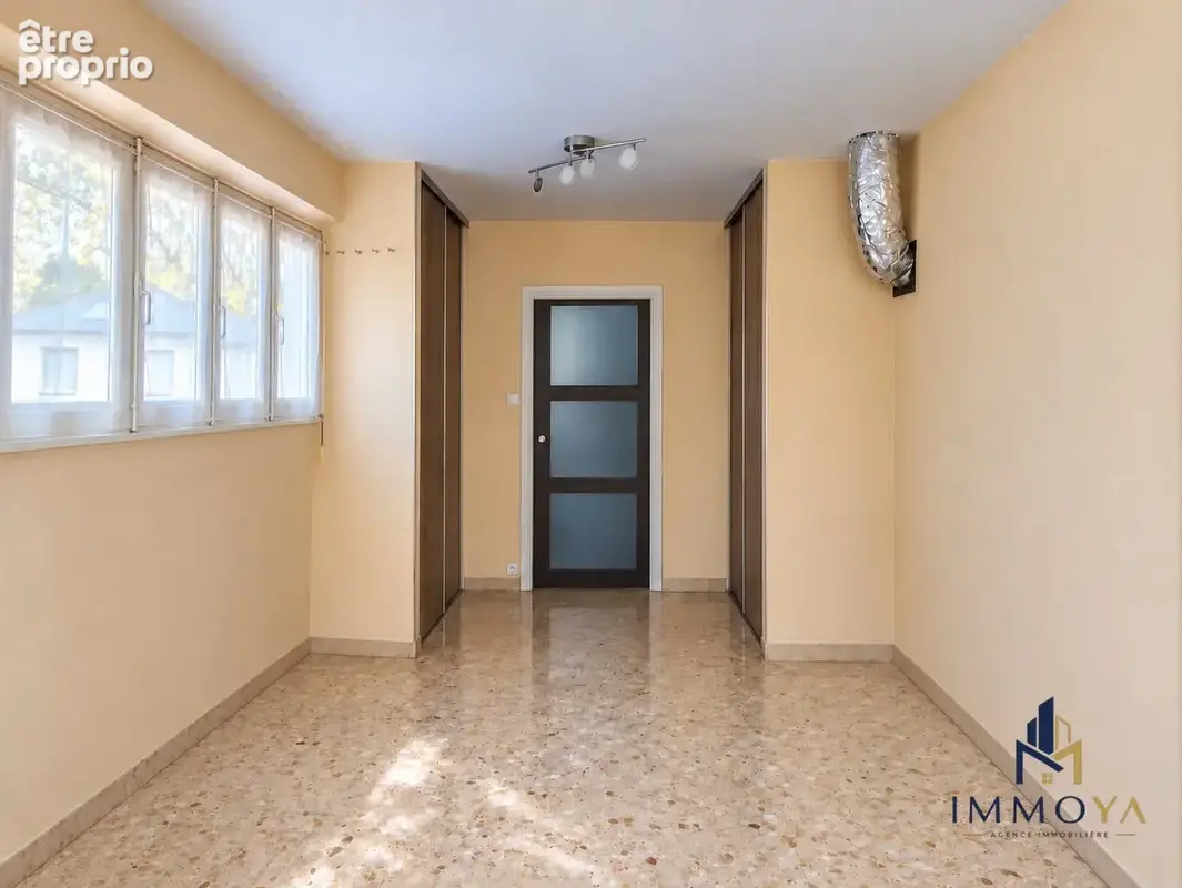 Appartement 4 pièces 120 m² à vendre à Saint-Egreve (38120) - photo 6