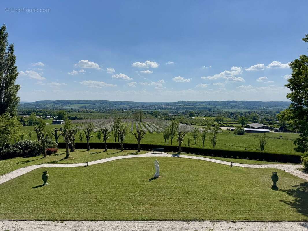 Maison à PONT-L&#039;EVEQUE