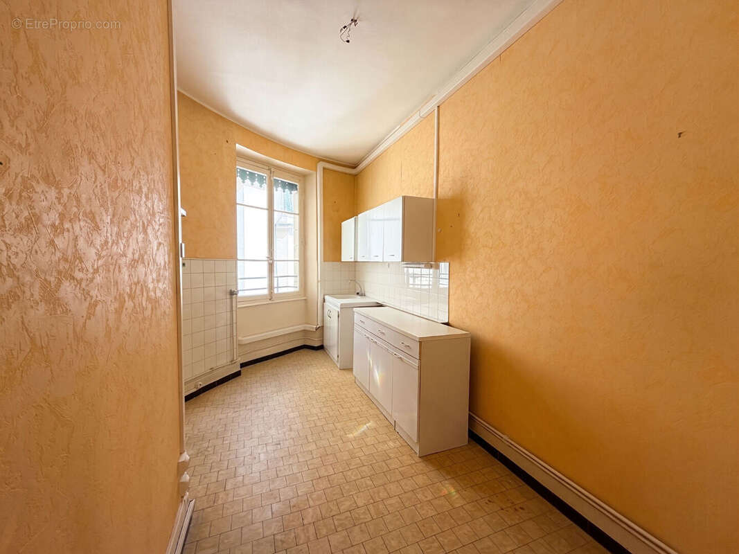 Appartement T3 de 79 m² - Secteur GAMBETTA - photo 6
