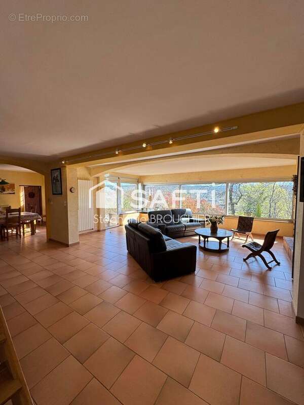 Photo 7 - Maison à LABEAUME