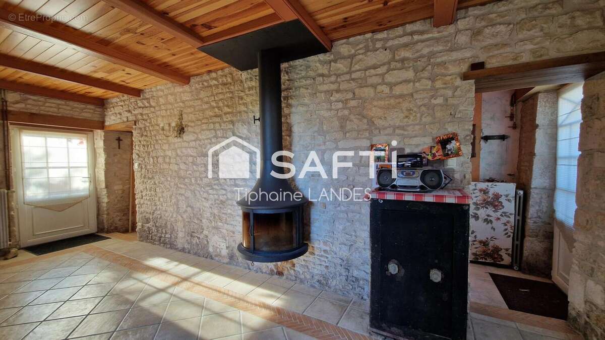 Photo 6 - Maison à AIGREFEUILLE-D'AUNIS