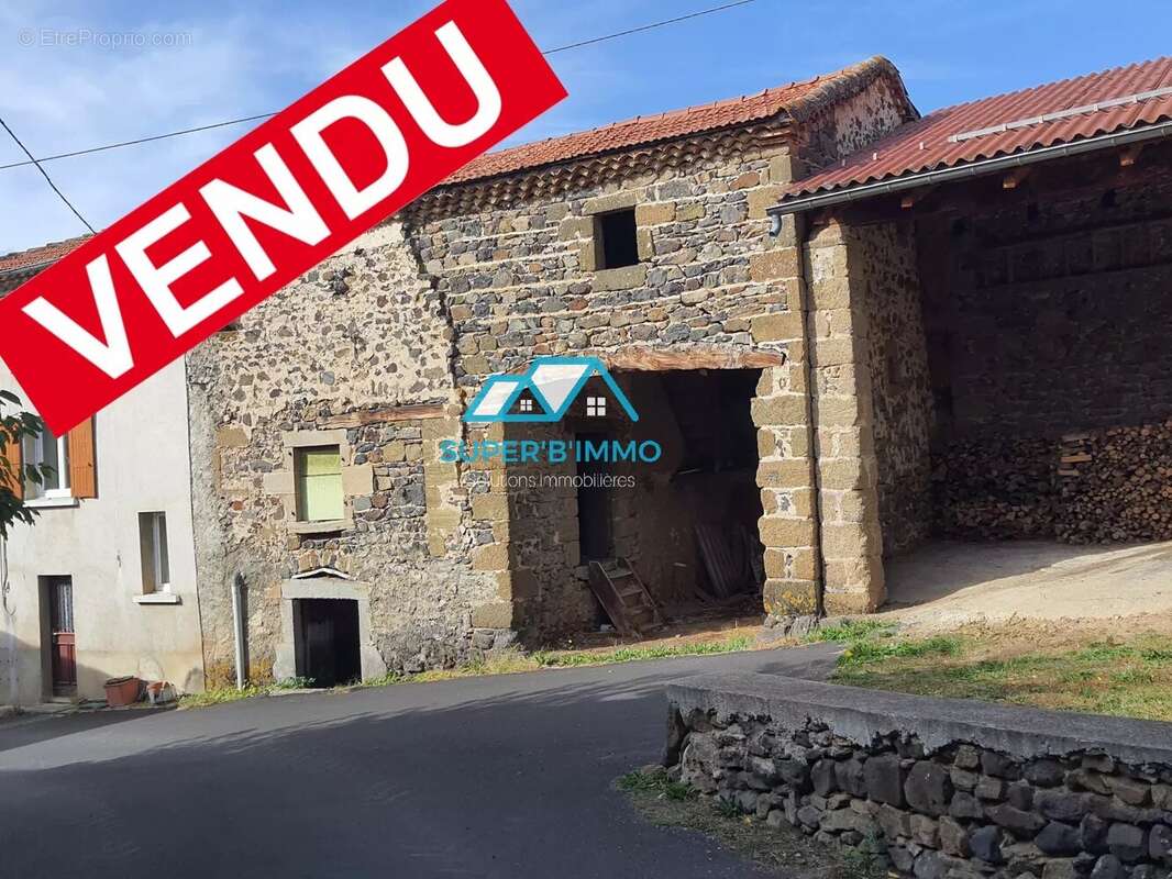 Maison à MAZEYRAT-D&#039;ALLIER