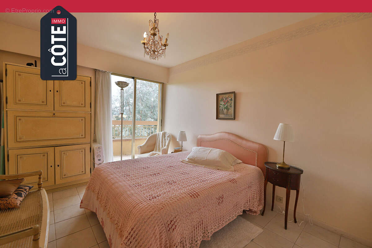 Appartement à MANDELIEU-LA-NAPOULE
