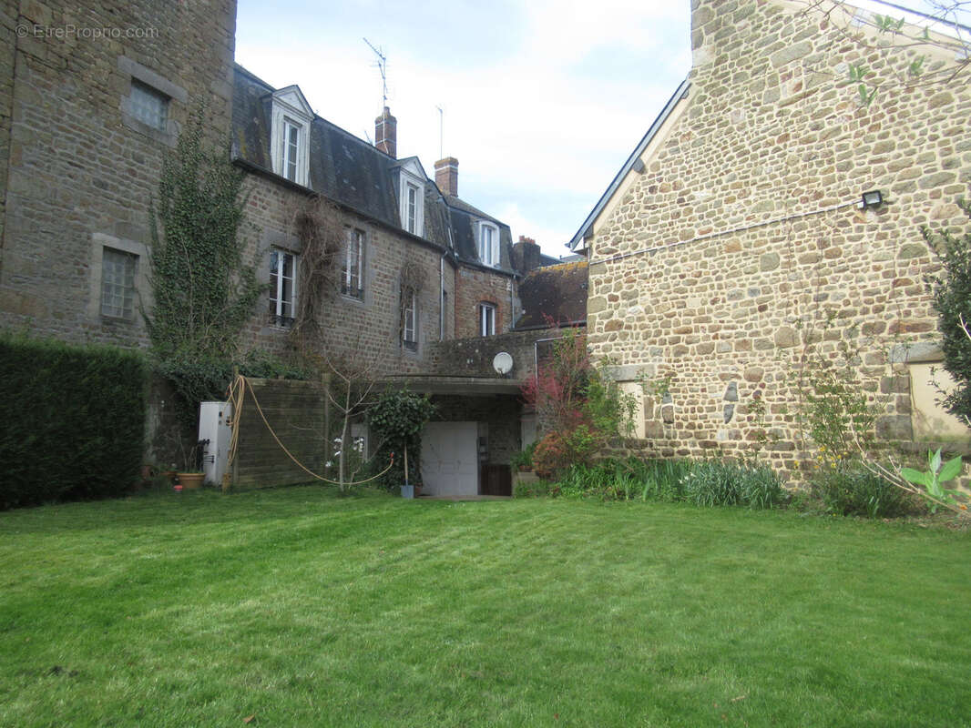 Maison à LA FERTE-MACE