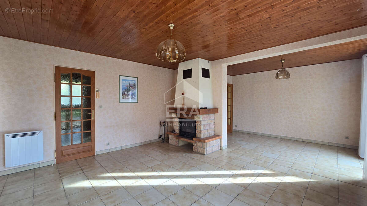 Maison à SAVIGNY-SUR-ORGE