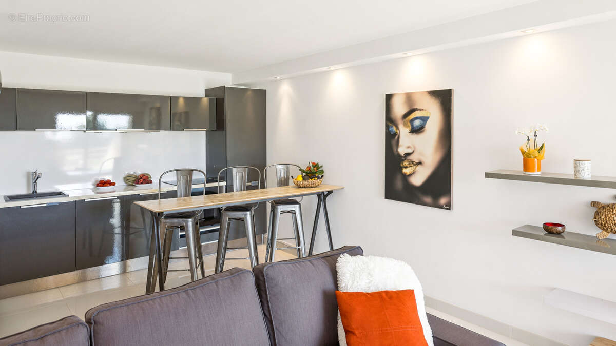 Appartement à SAINT-RAPHAEL