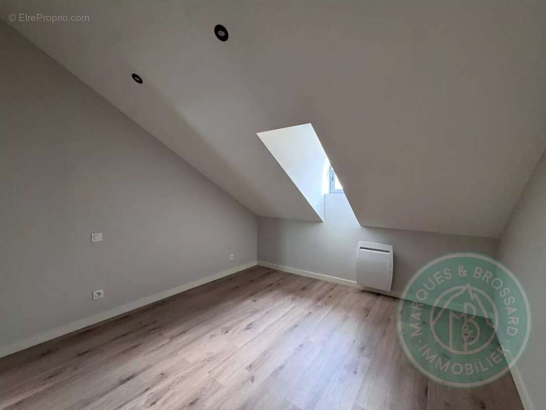 Duplex T4 avec terrasse et balcon – Hyper centre de Tarbes - photo 7