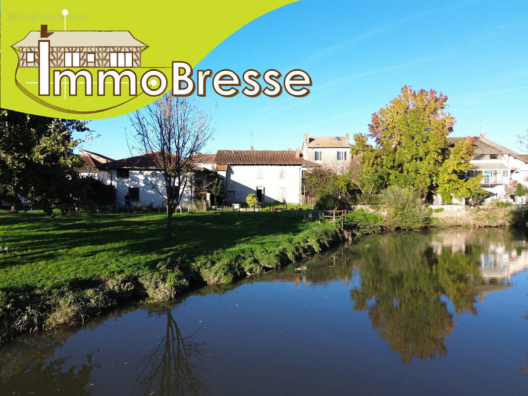 Maison à SAINT-JULIEN-SUR-REYSSOUZE