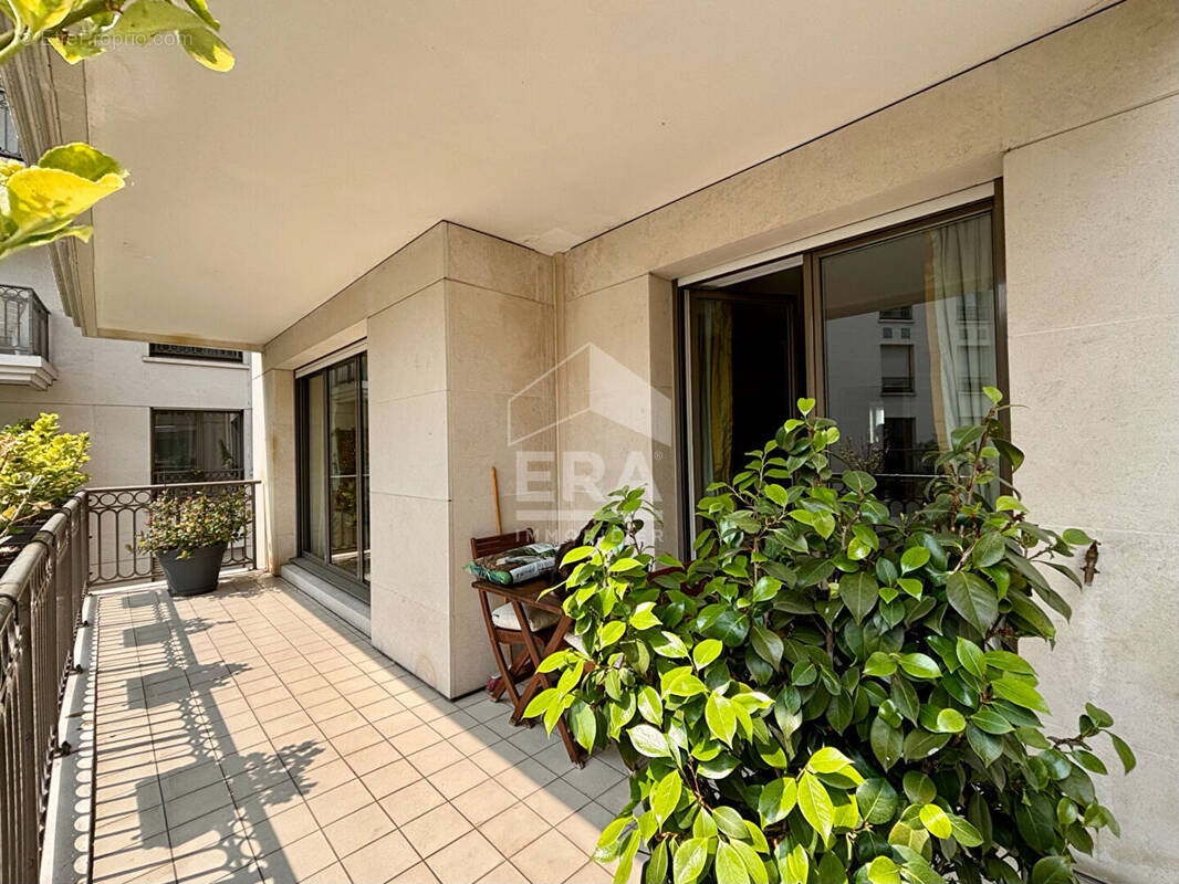 Appartement à LEVALLOIS-PERRET