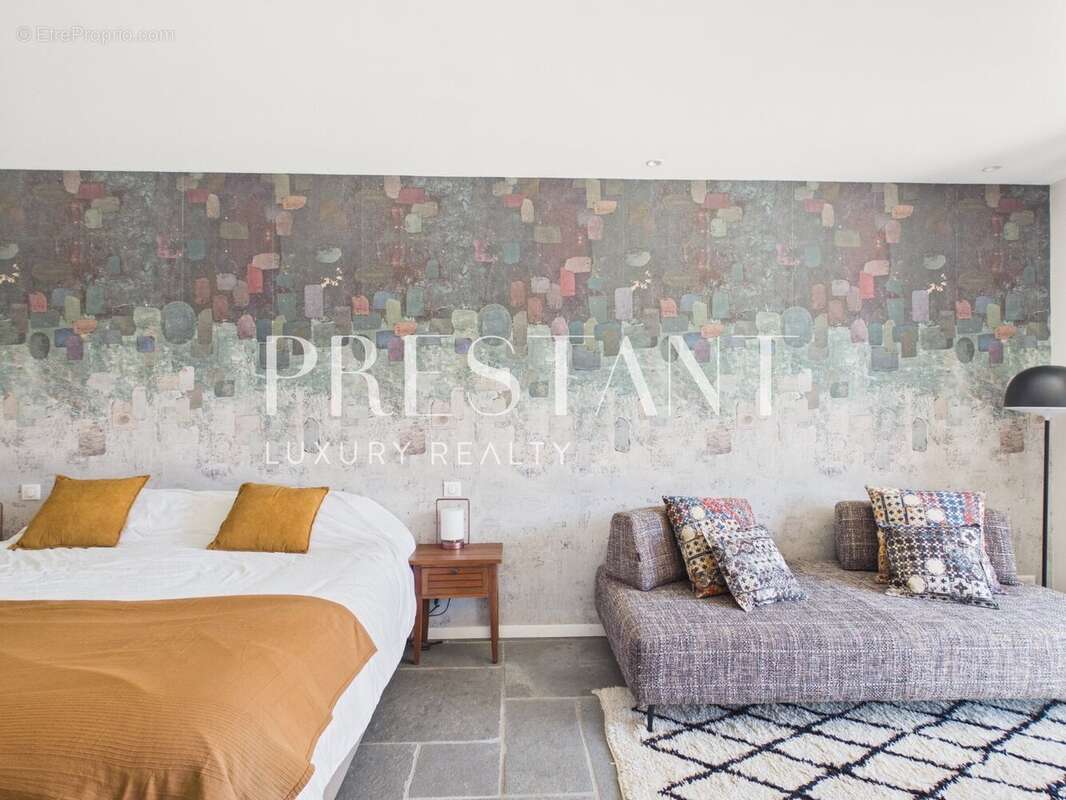 Maison à LARRESSORE