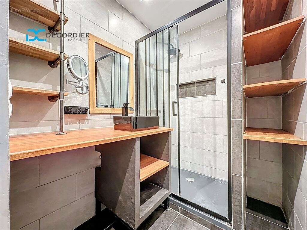 Appartement à NEUVECELLE