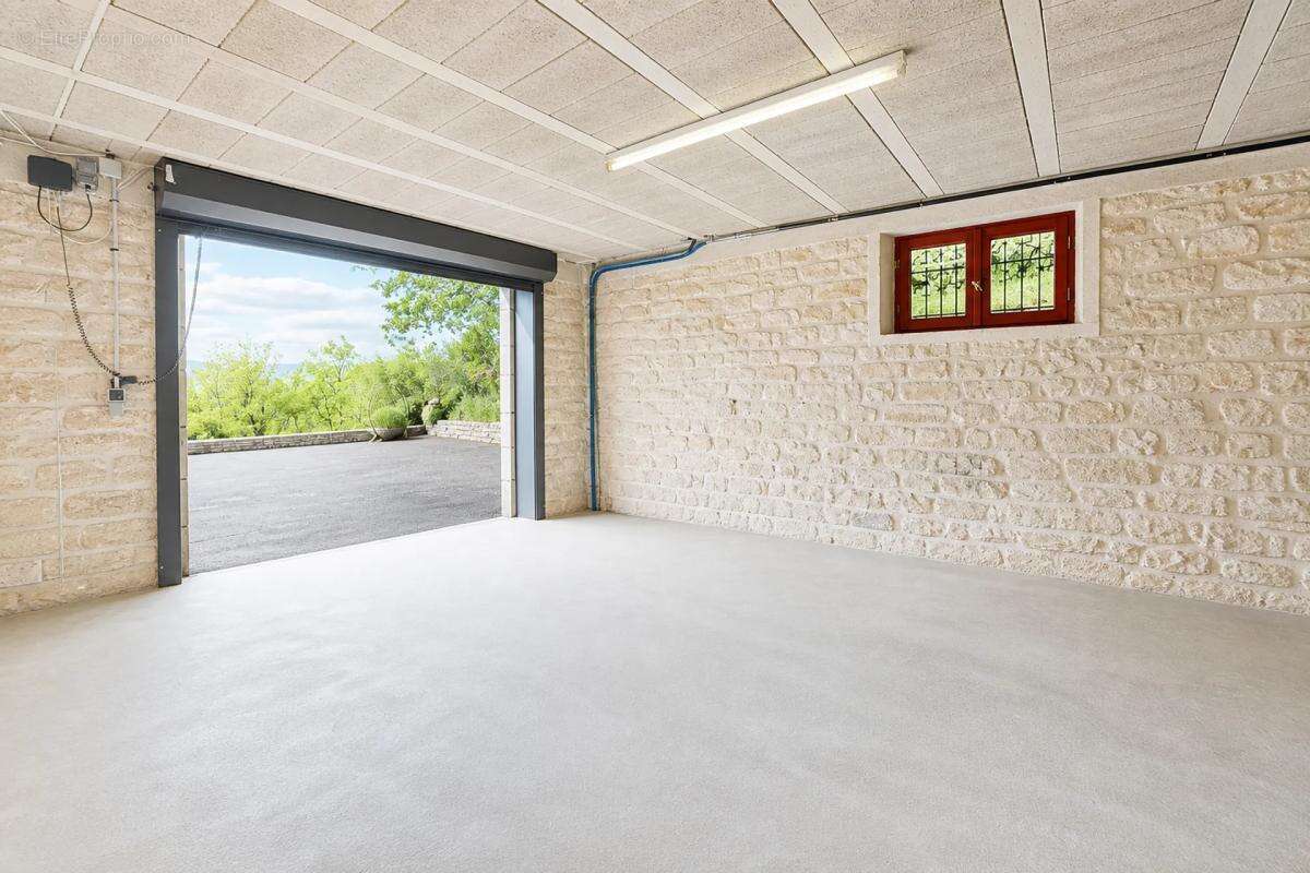 Maison spacieuse et rénovée de 291m² à Souillac - photo 21