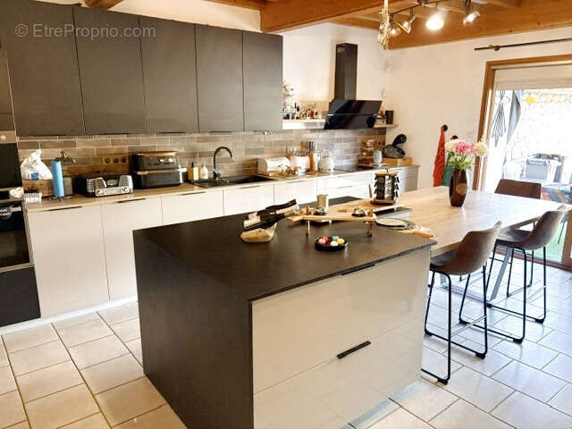 Maison à CREMIEU