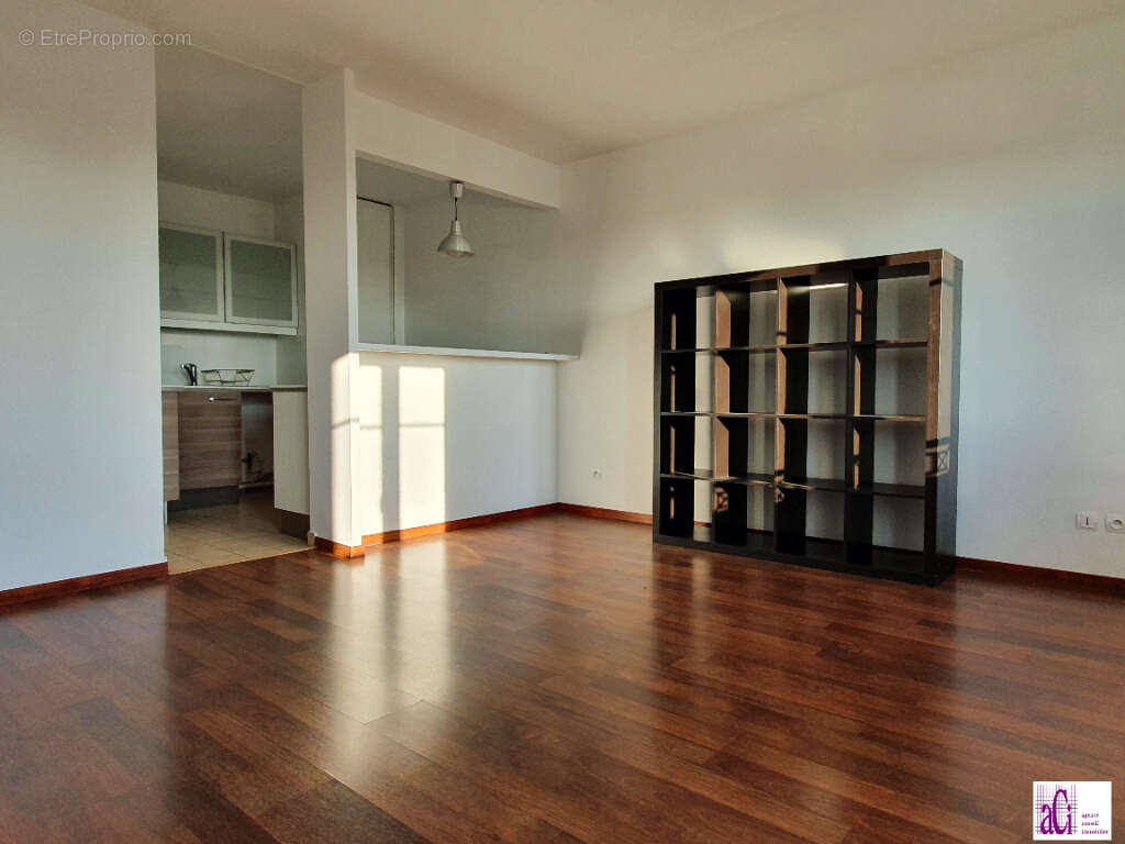 Appartement à THIAIS