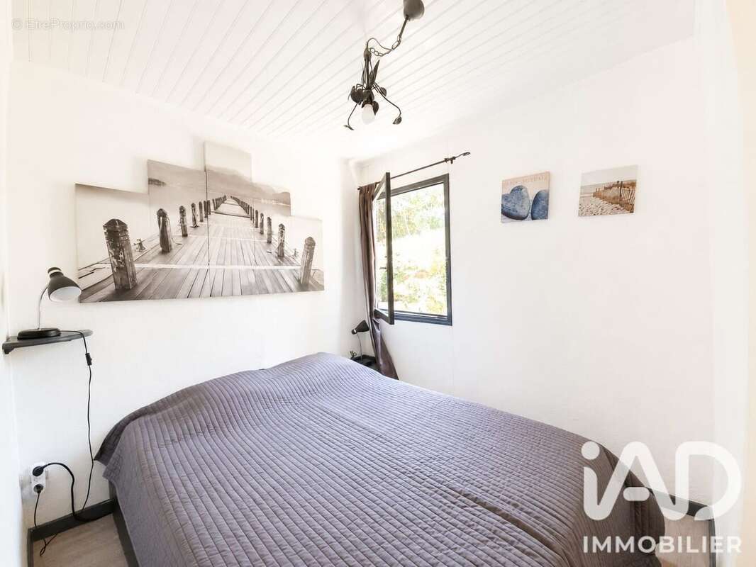 Photo 9 - Maison à ROQUEBRUNE-SUR-ARGENS