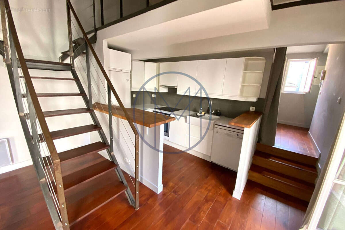 Appartement à VERSAILLES