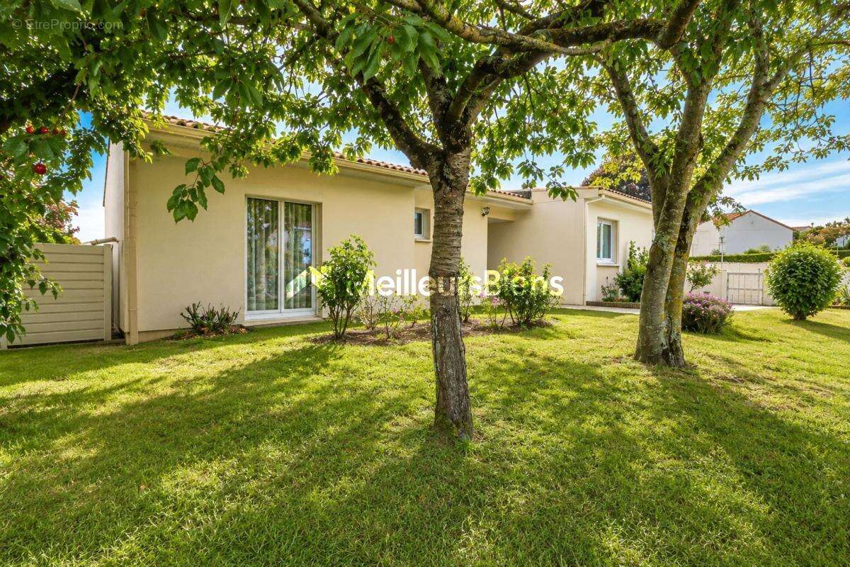 Maison familiale 101 m² avec 3 chambres et jardin arboré de 688 m² – Cholet - photo 11