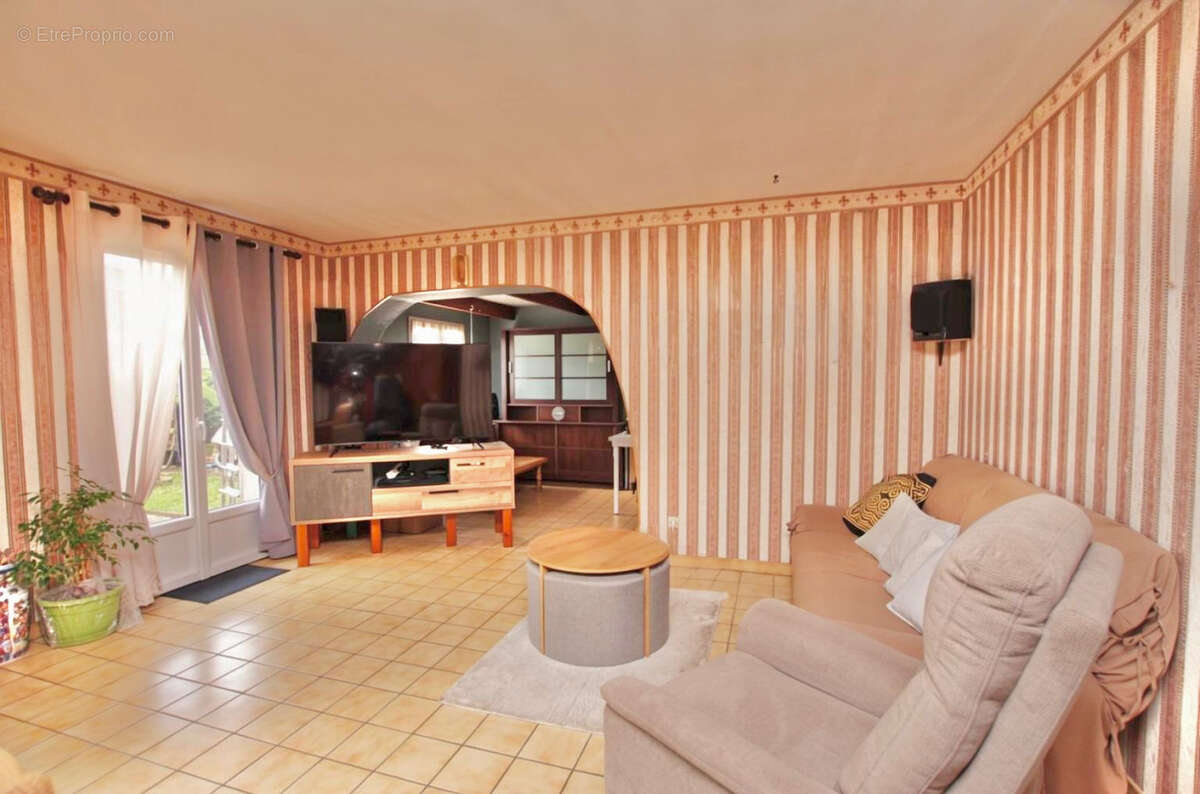 Maison à MIONS