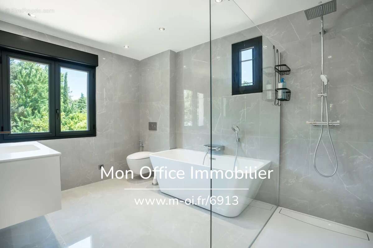 Référence : 6913-NFI - Villa 5 pièces + piscine au calme - photo 13