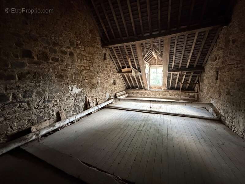 Appartement à SOULLES