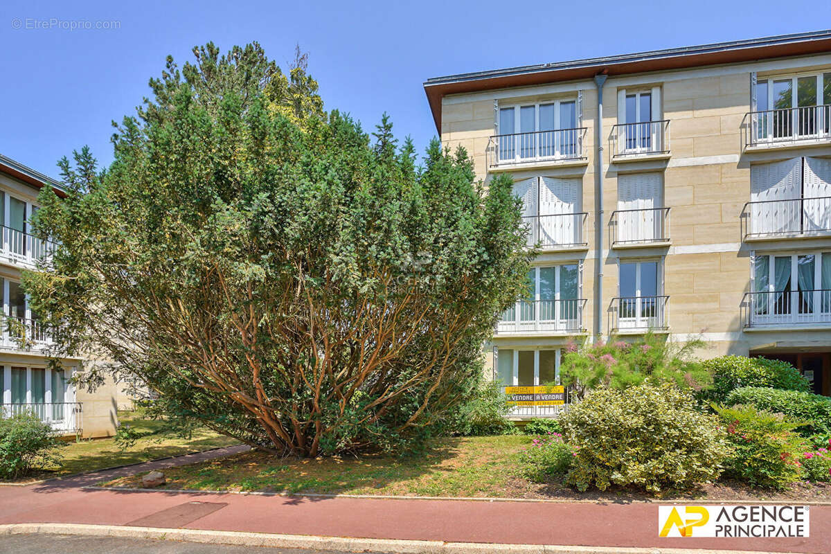 Appartement à MAISONS-LAFFITTE