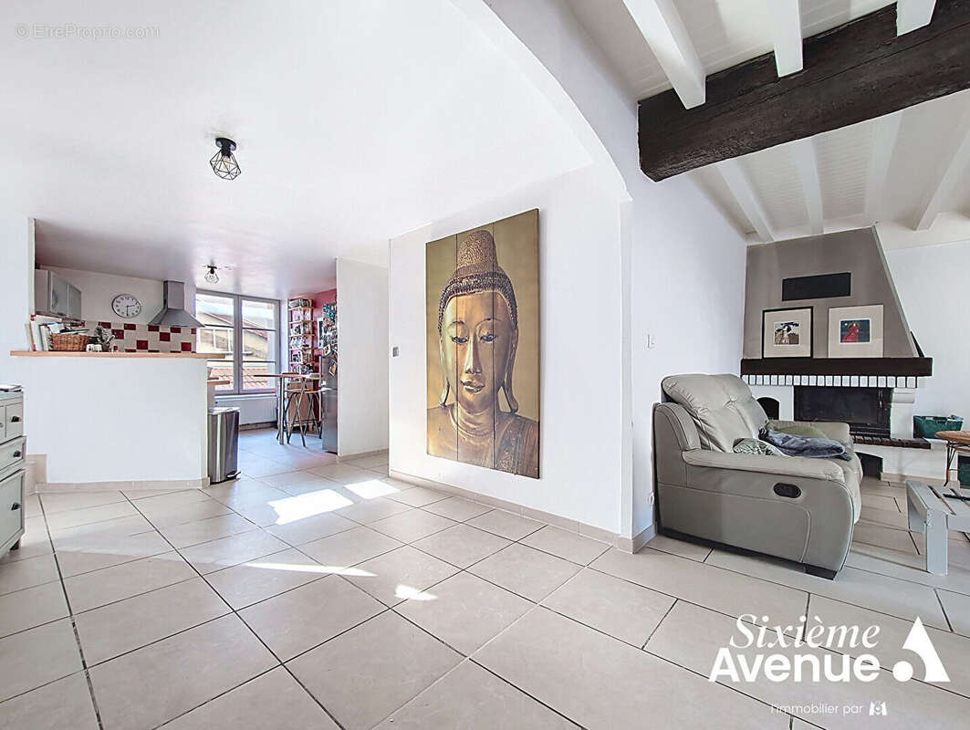 Maison à SAINT-SYMPHORIEN-D'OZON