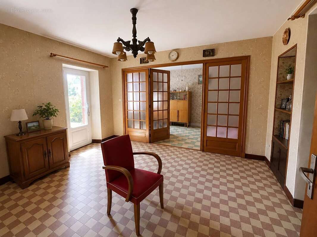Maison à SANTEUIL