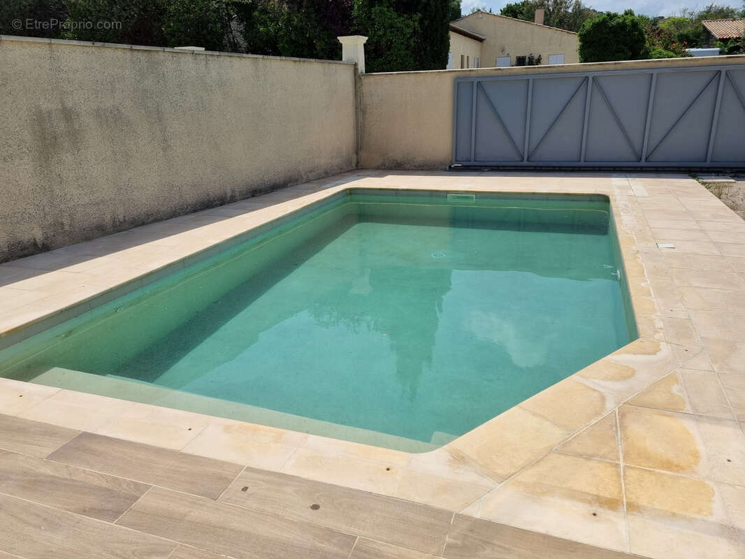 Maison à JONQUERETTES