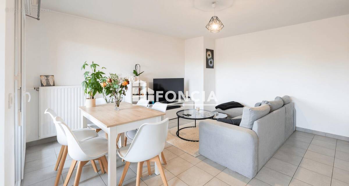 Appartement à VENISSIEUX