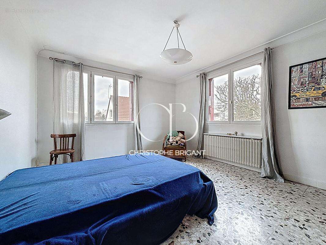 Maison à VILLEJUIF