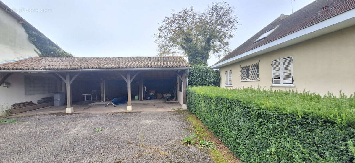 Maison à BOURG-EN-BRESSE