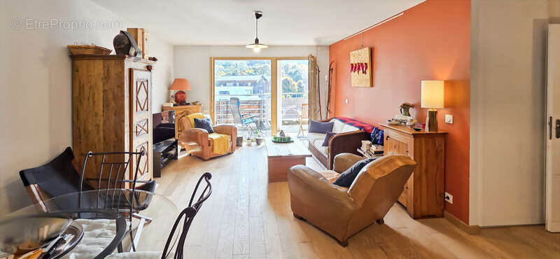 Appartement à COGNIN