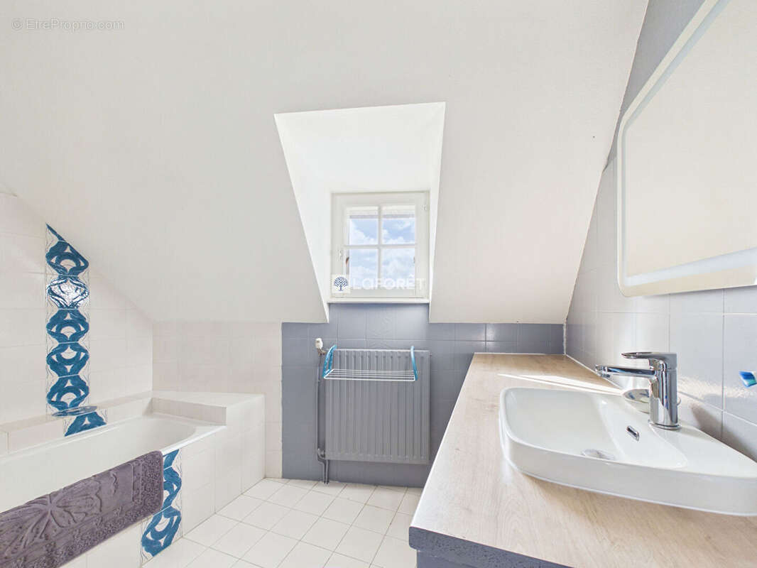 Maison à LOCTUDY