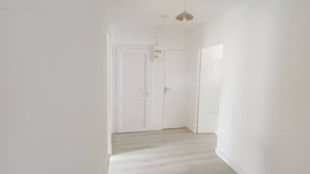 Photo 1 - Appartement à PEZENAS