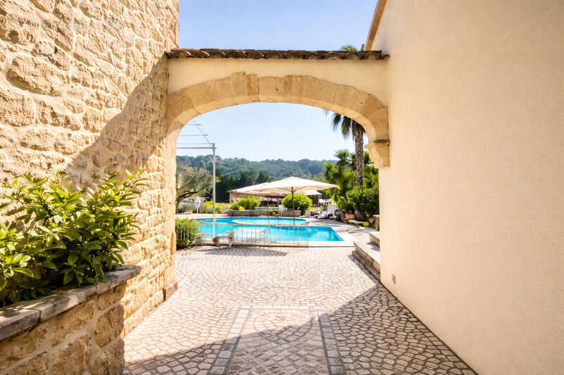 Maison à AIGUES-VIVES