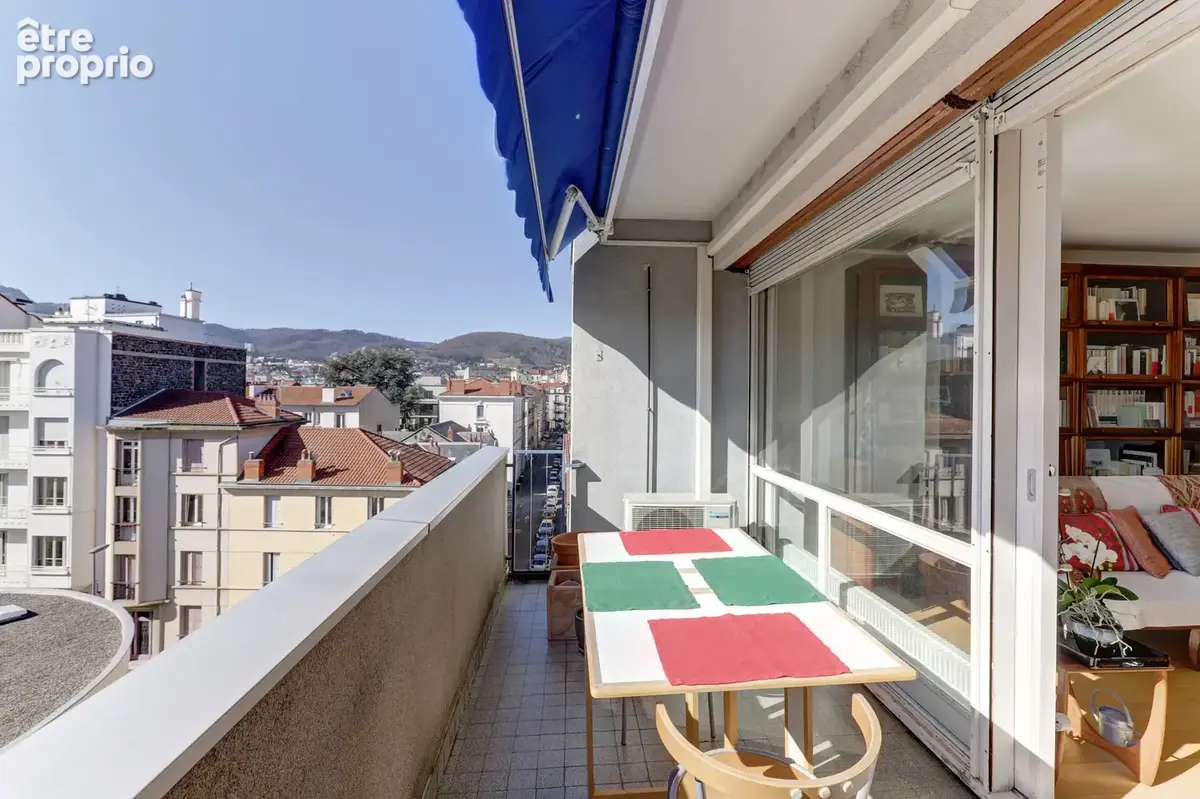 Très bel appartement étage élevé, terrasse et grand garage - photo 11