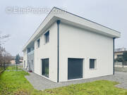 Maison à VETRAZ-MONTHOUX