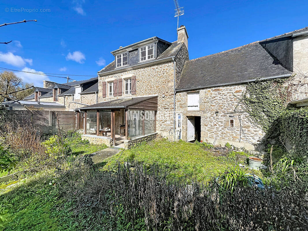 Maison à SAINT-BRIAC-SUR-MER