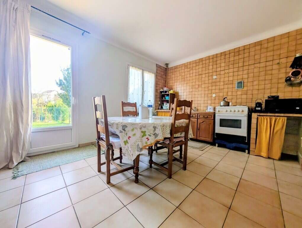 Maison à GILLY-LES-CITEAUX