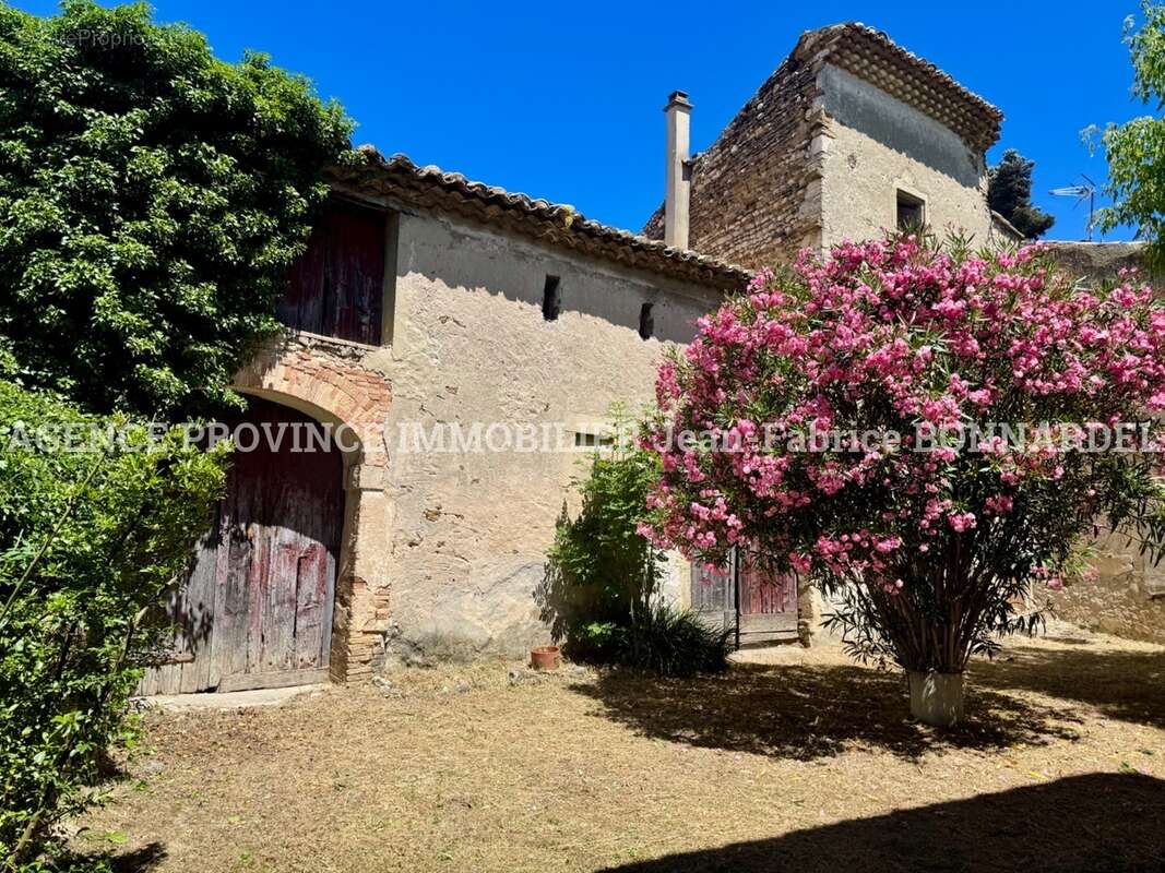 Maison à VISAN