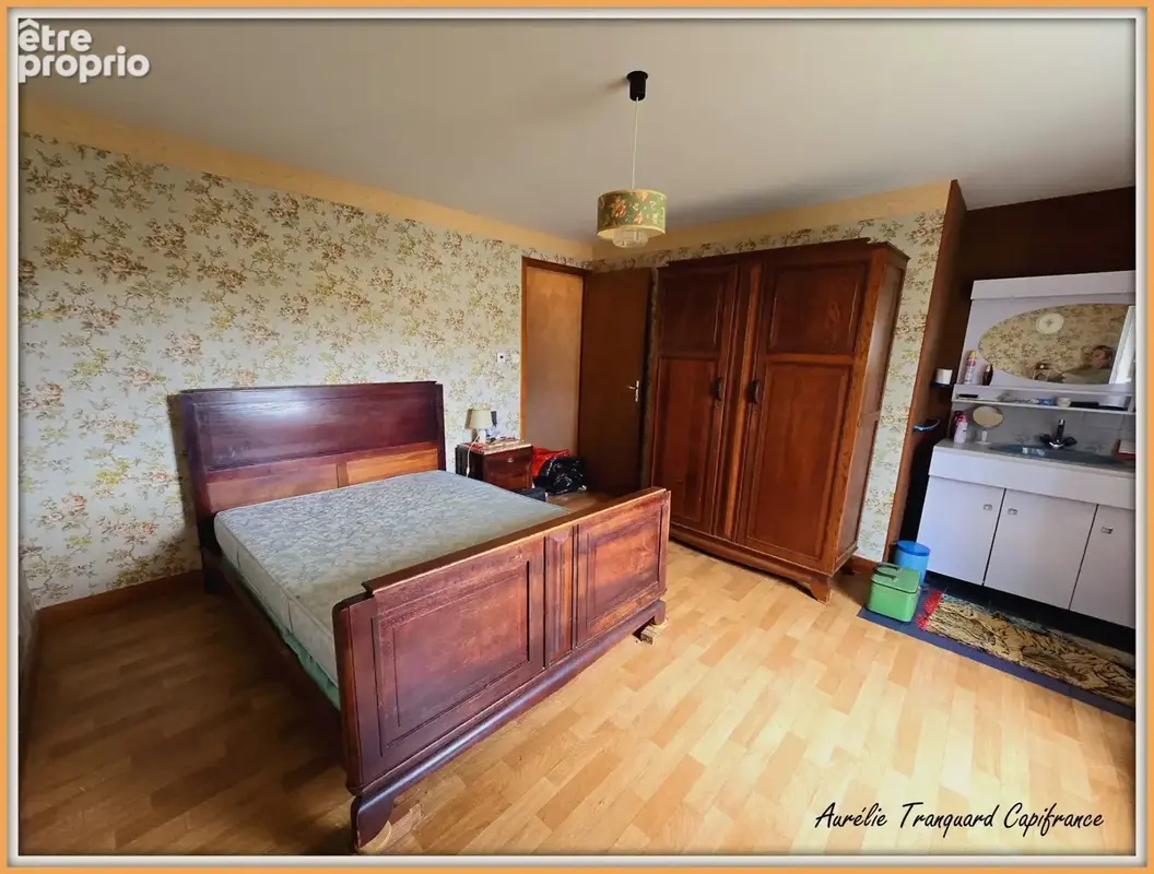Maison CLIMATISEE, à vendre 7 pièces FONTENET (17) belle CHARENTAISE avec chambre et bureau au rez-de-chaussée - photo 9