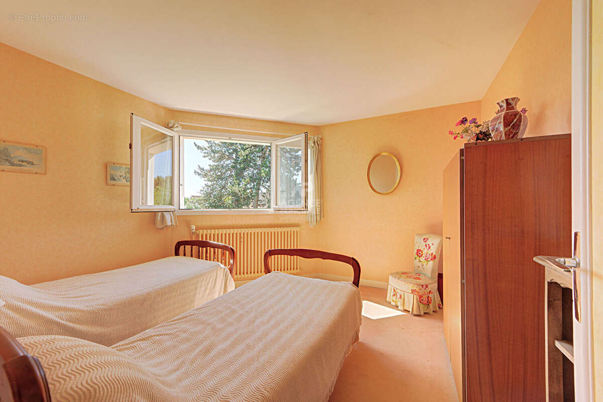 Maison à vendre à Saint-Germain-en-Laye - Sous-préfecture - photo 13
