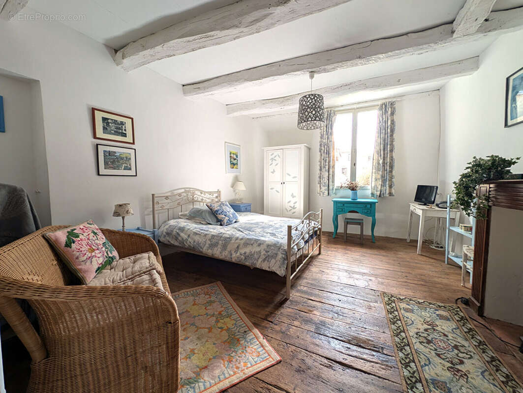 Maison à SAINT-ANTONIN-NOBLE-VAL