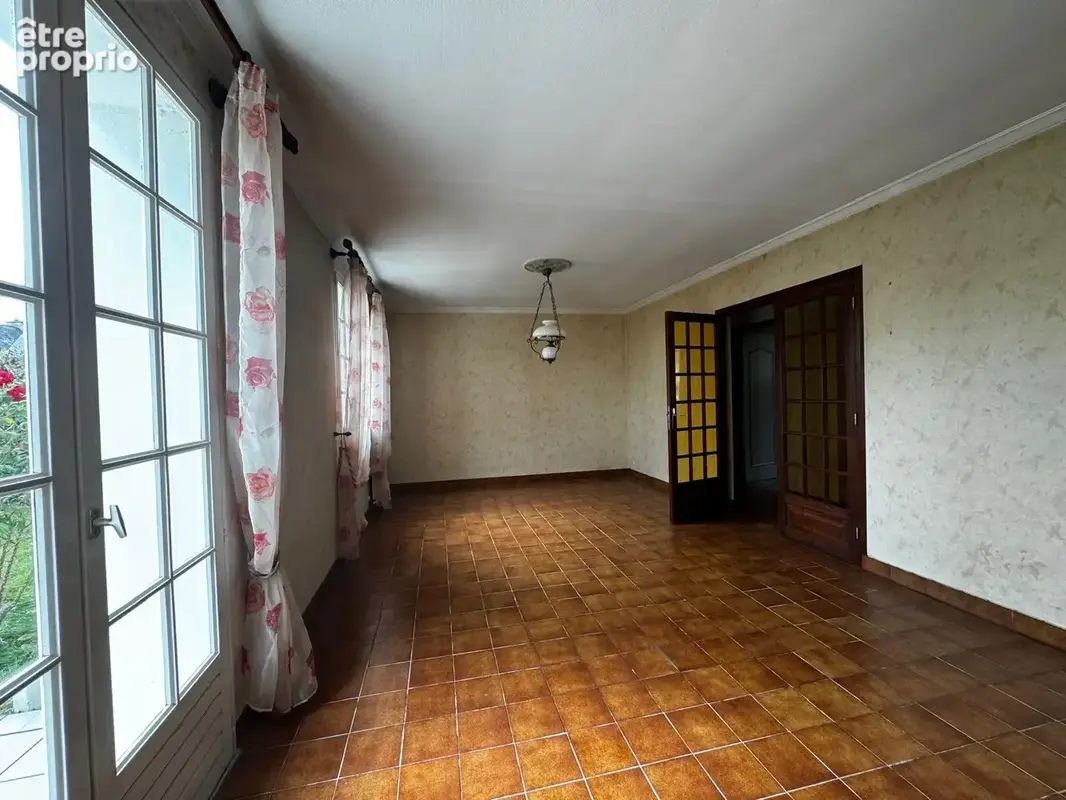 Maison de plain-pied au ROUILLEN - photo 10