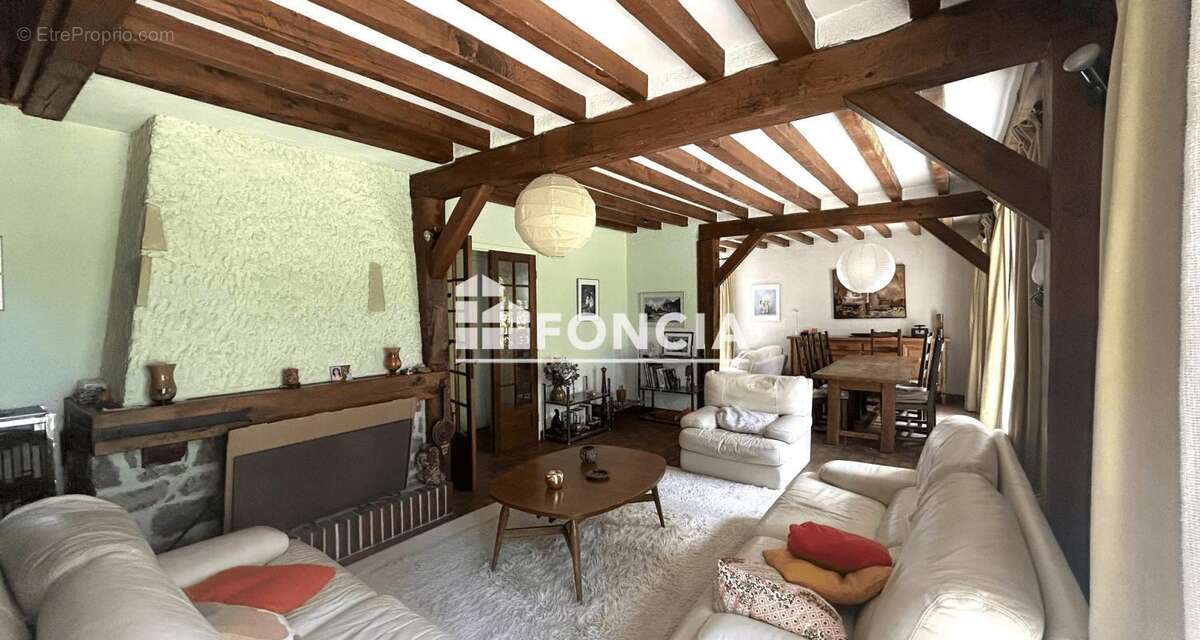Maison à FAY-AUX-LOGES