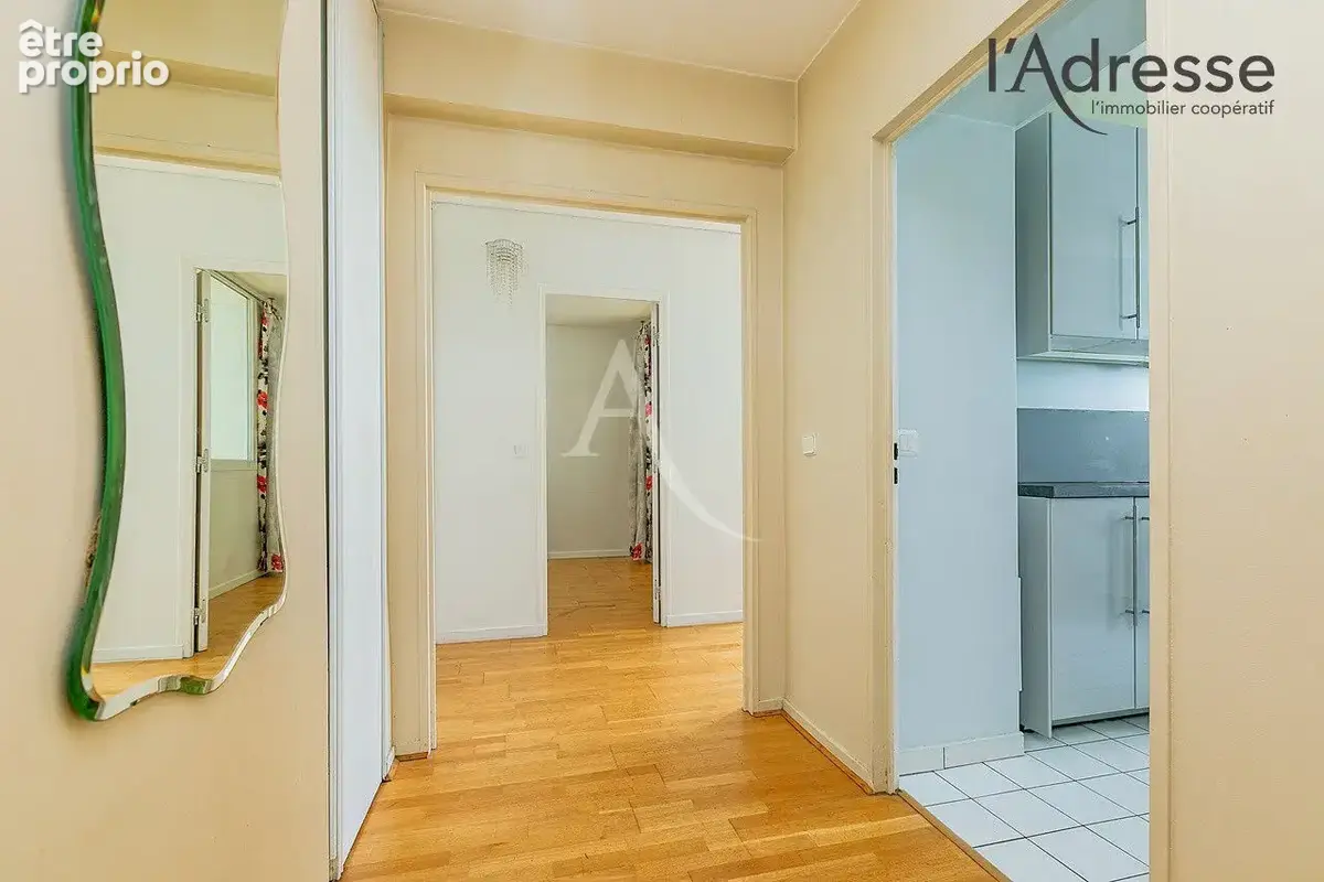 PUTEAUX/ Appel du 18 Juin - Appartement 3 pièces 56m² - photo 14