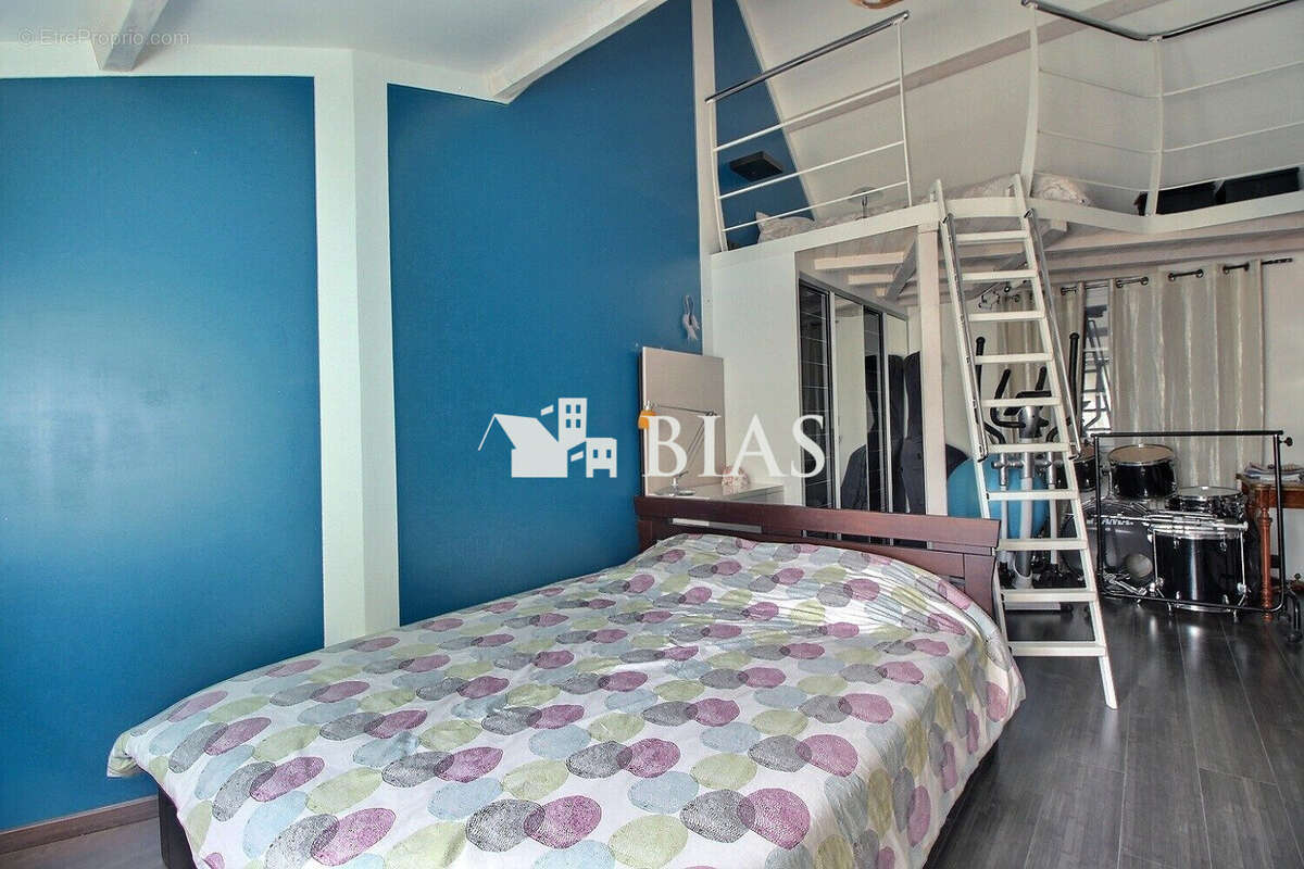 Maison à HOUPPEVILLE