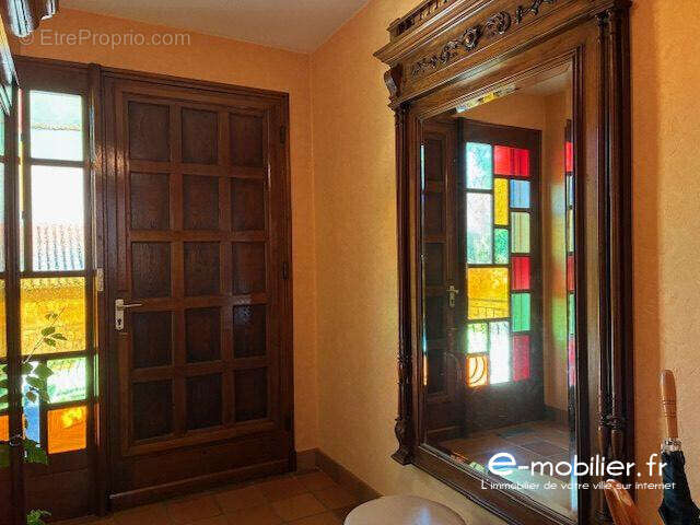 Maison à SAINT-ALBAN-LES-EAUX