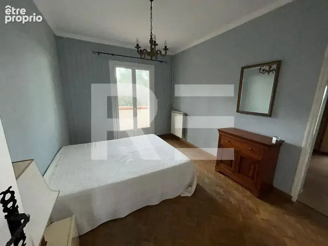 Villa d'exception de 200m2 sur un parc de garrigue de 7 600m2 - photo 9