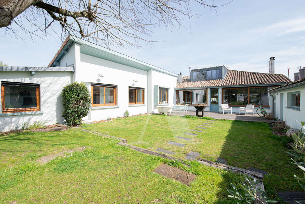 Maison à BEGLES